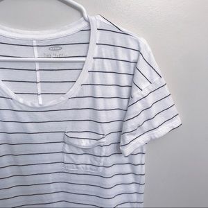 Old Navy White Boyfriend Tee